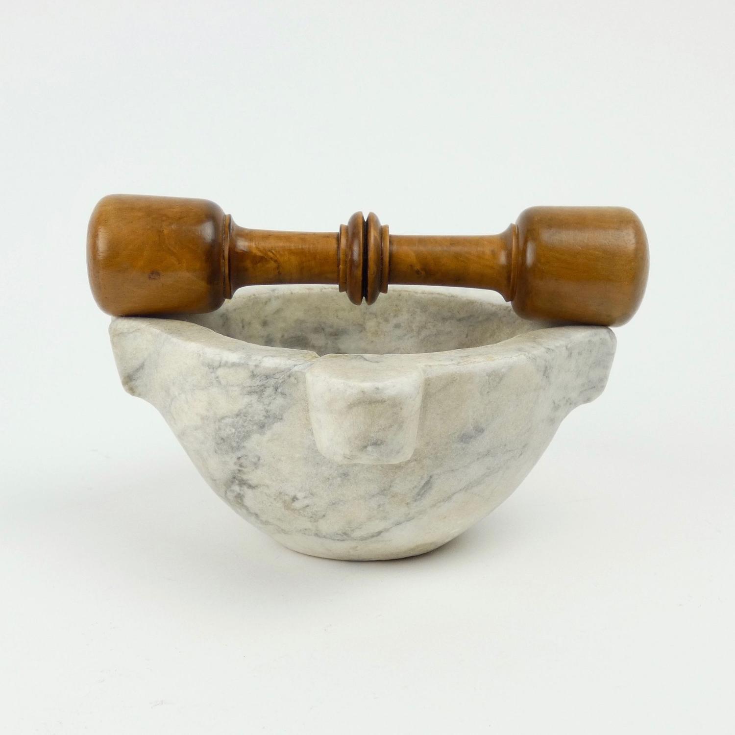 Small marble mortar & boxwood pestle