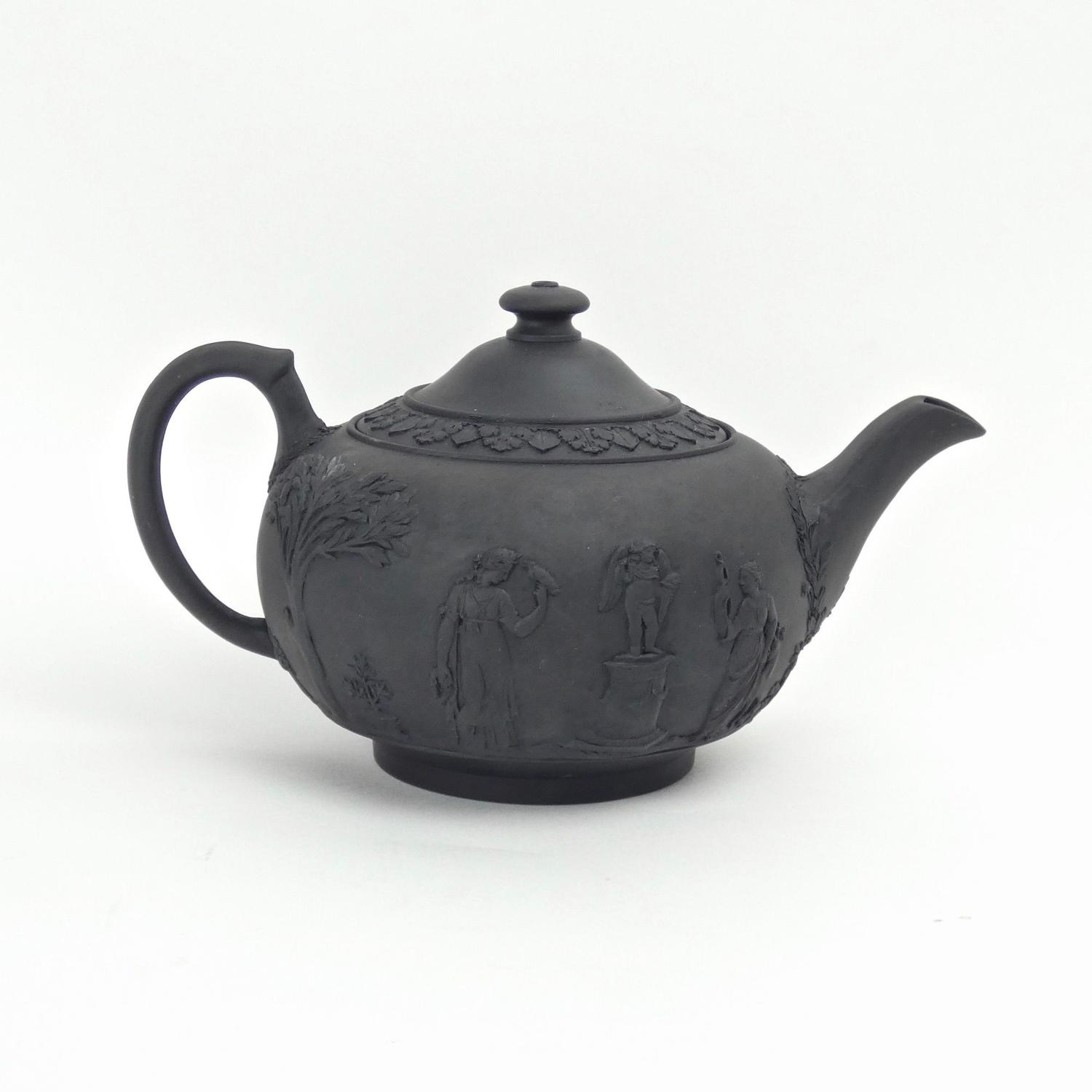 Wedgwood basalt teapot