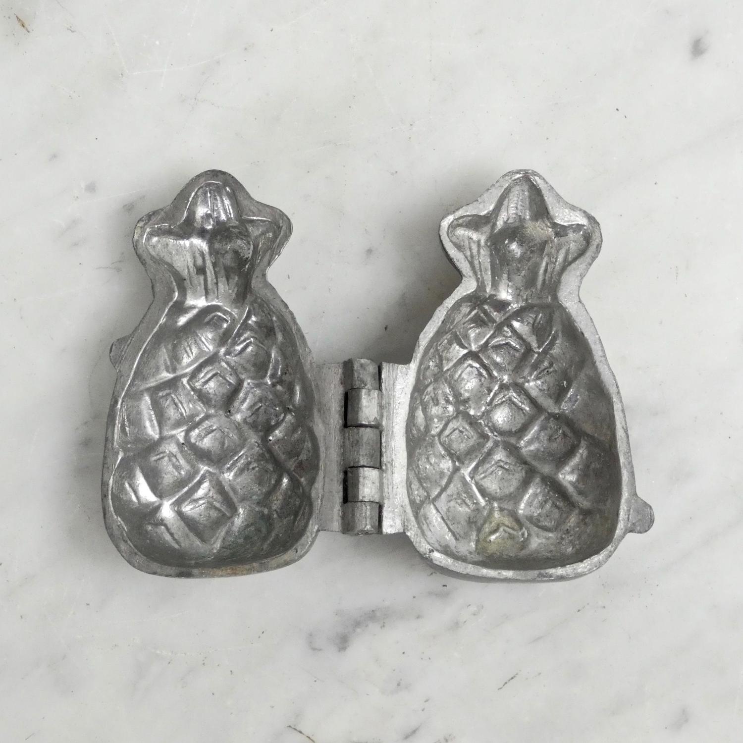 Pewter pineapple mould