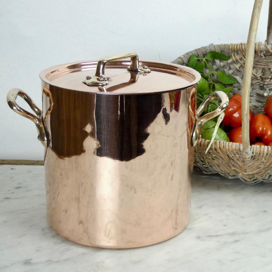 Small, French copper stockpot