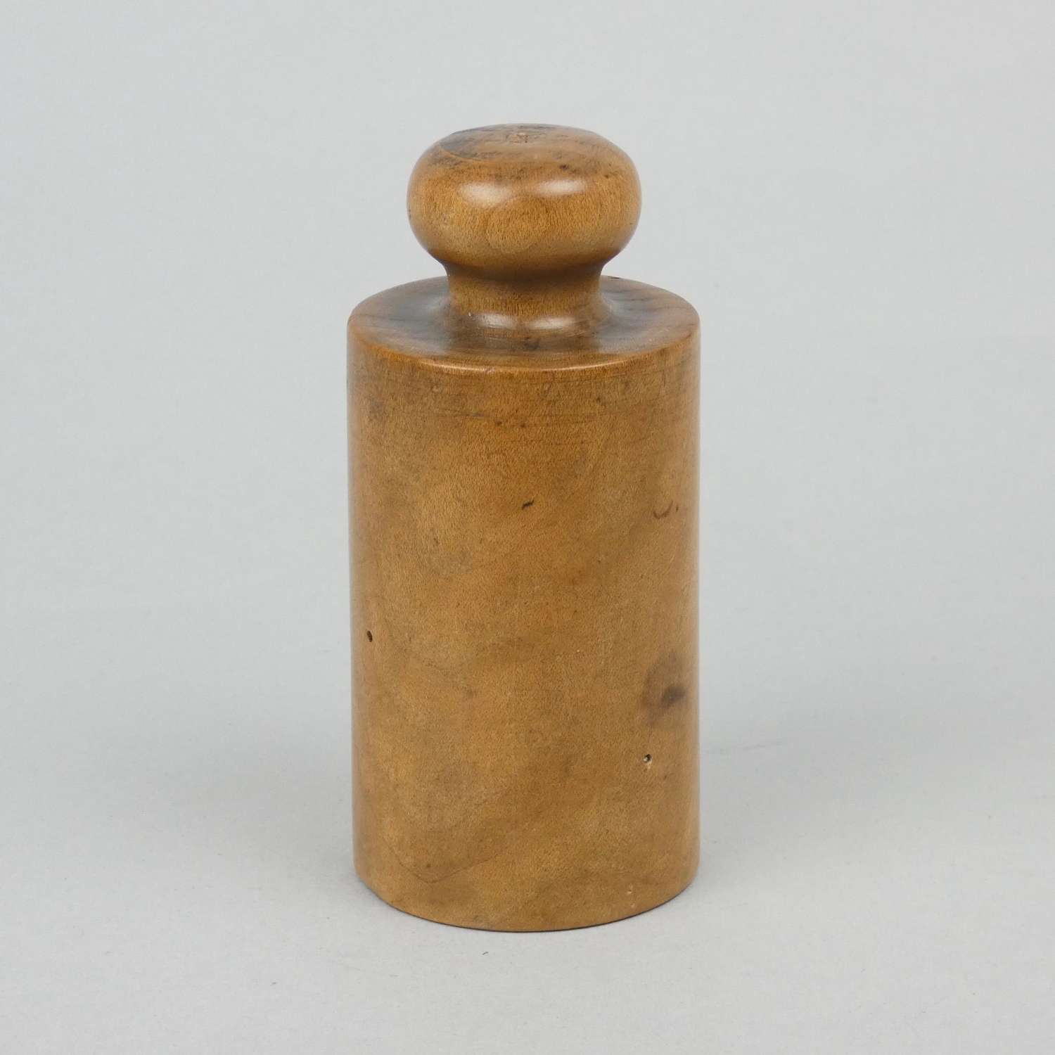Very small, wooden pie mould