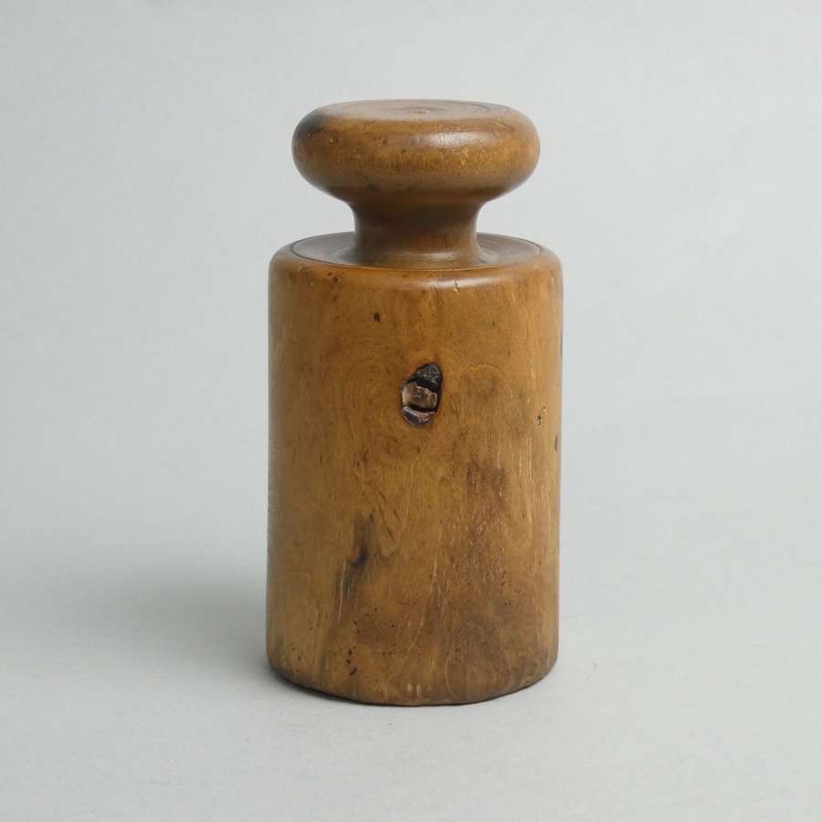 Small, beechwood pie mould