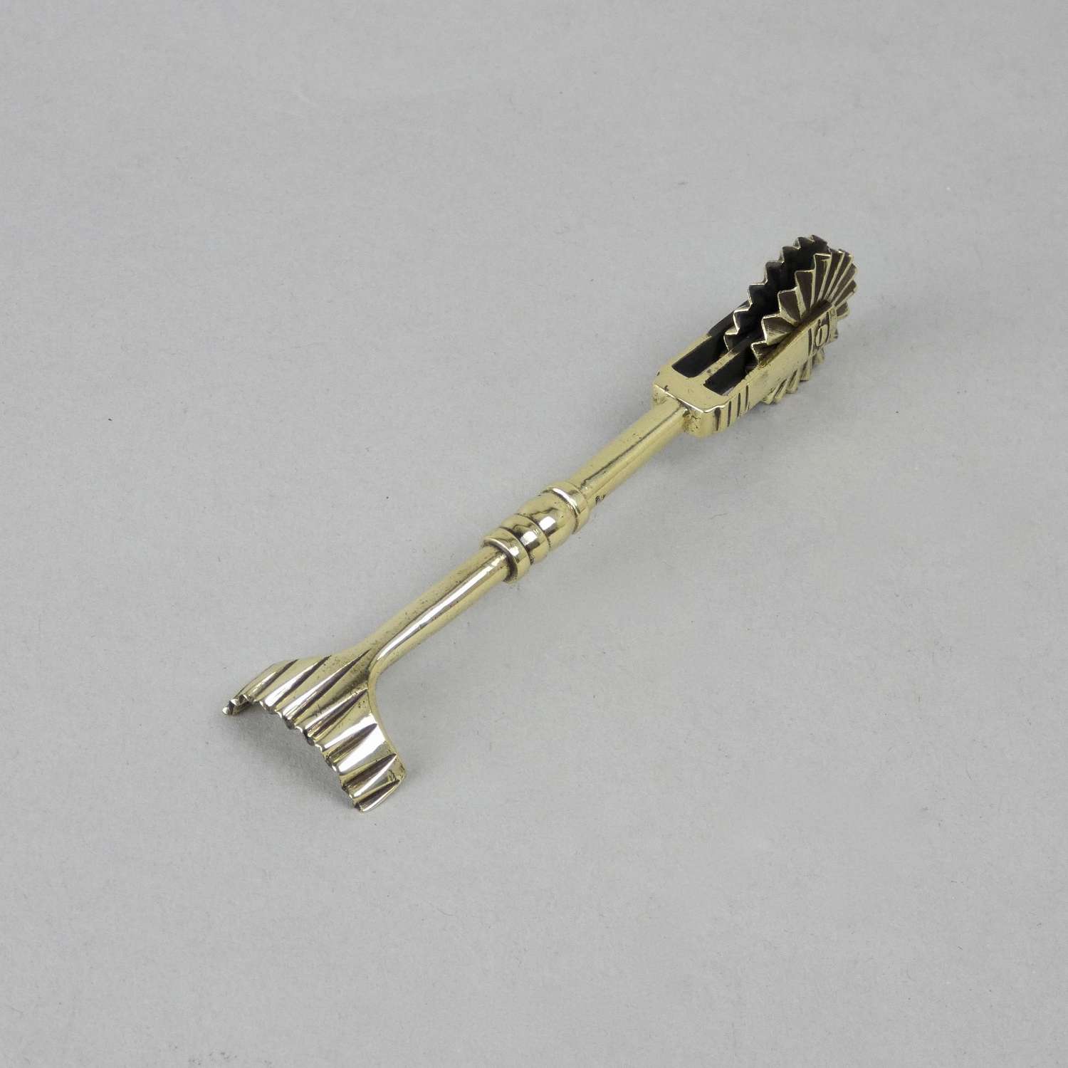 Brass pastry tool with double wheel