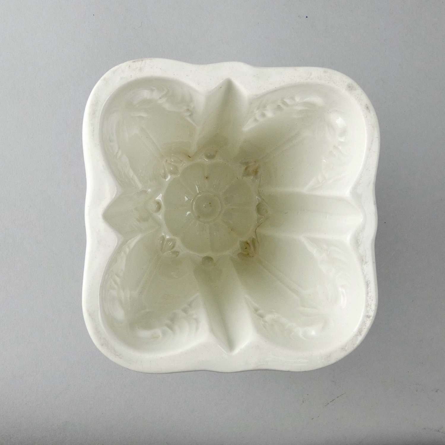 Unusual shaped ironstone mould