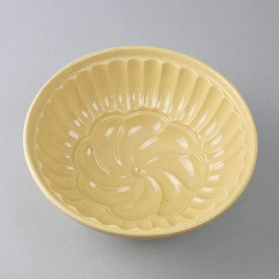 Yellow ware mould