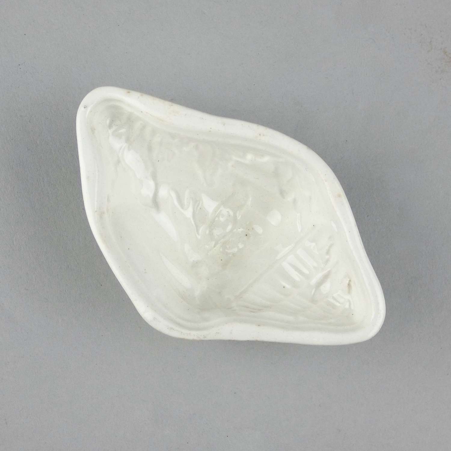 Ironstone 'Conch Shell' mould