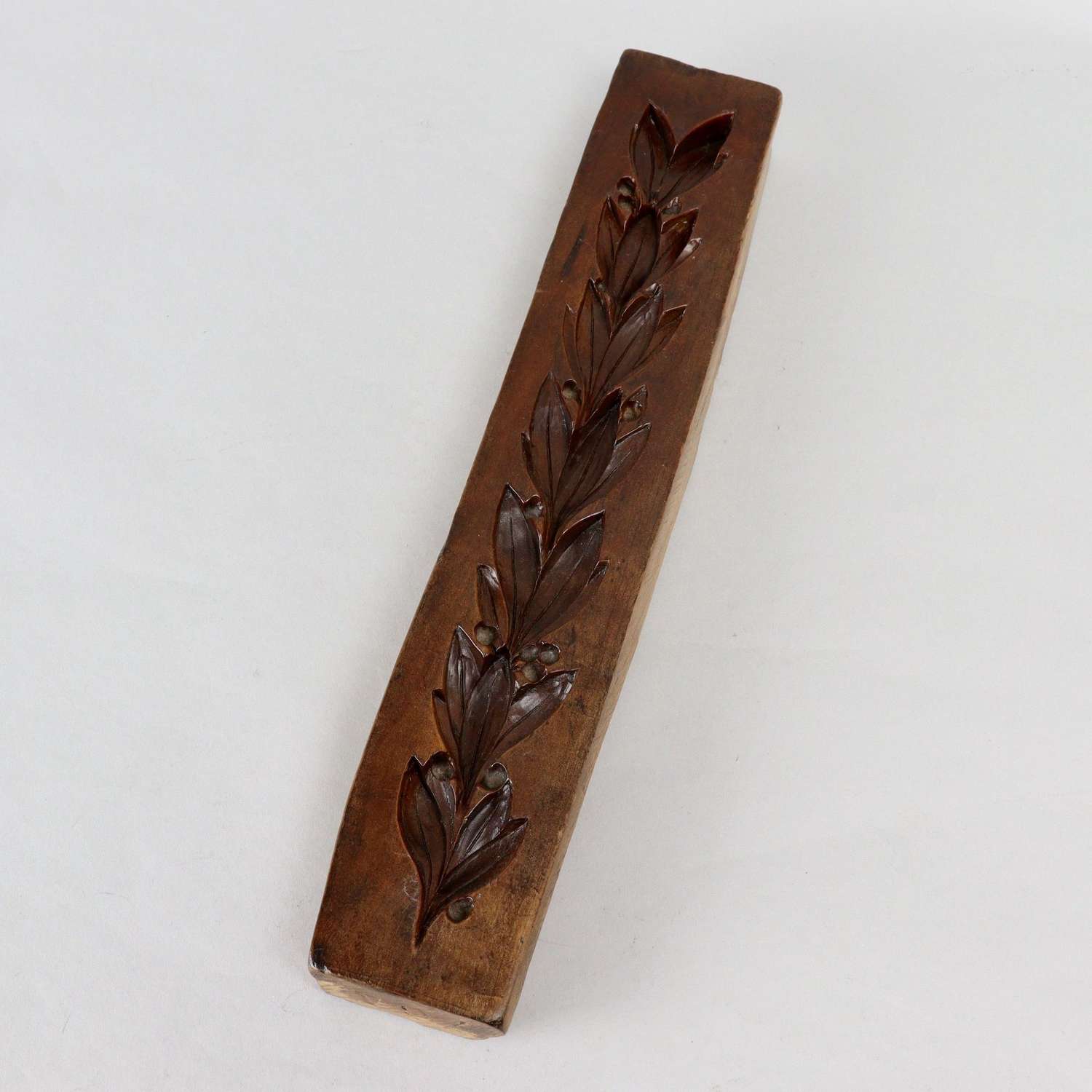 Fruitwood Mould Carved with Laurel