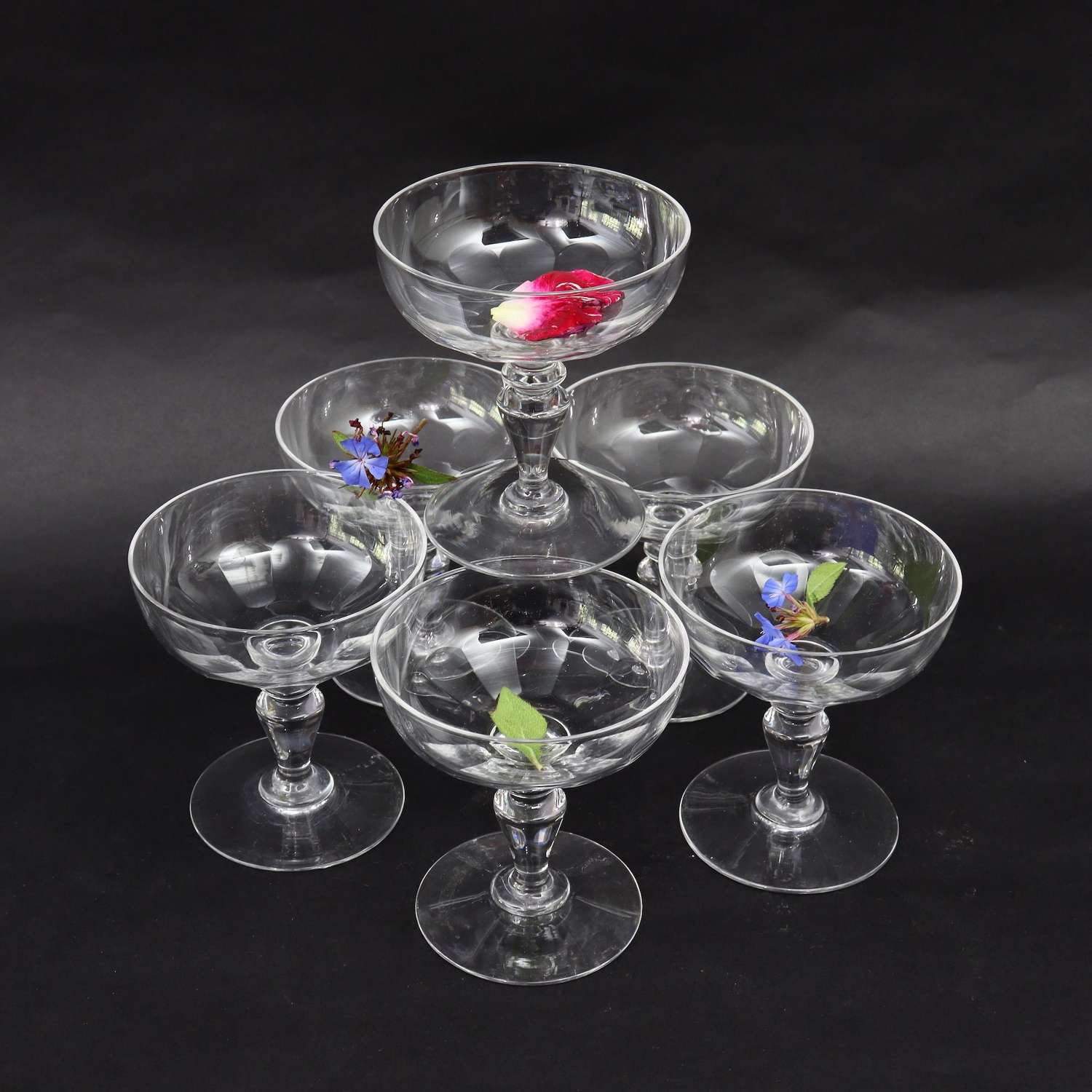 Six Baccarat Champagne Coupes