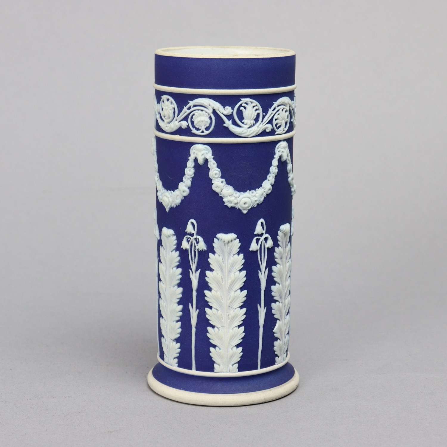 Wedgwood Spill Vase