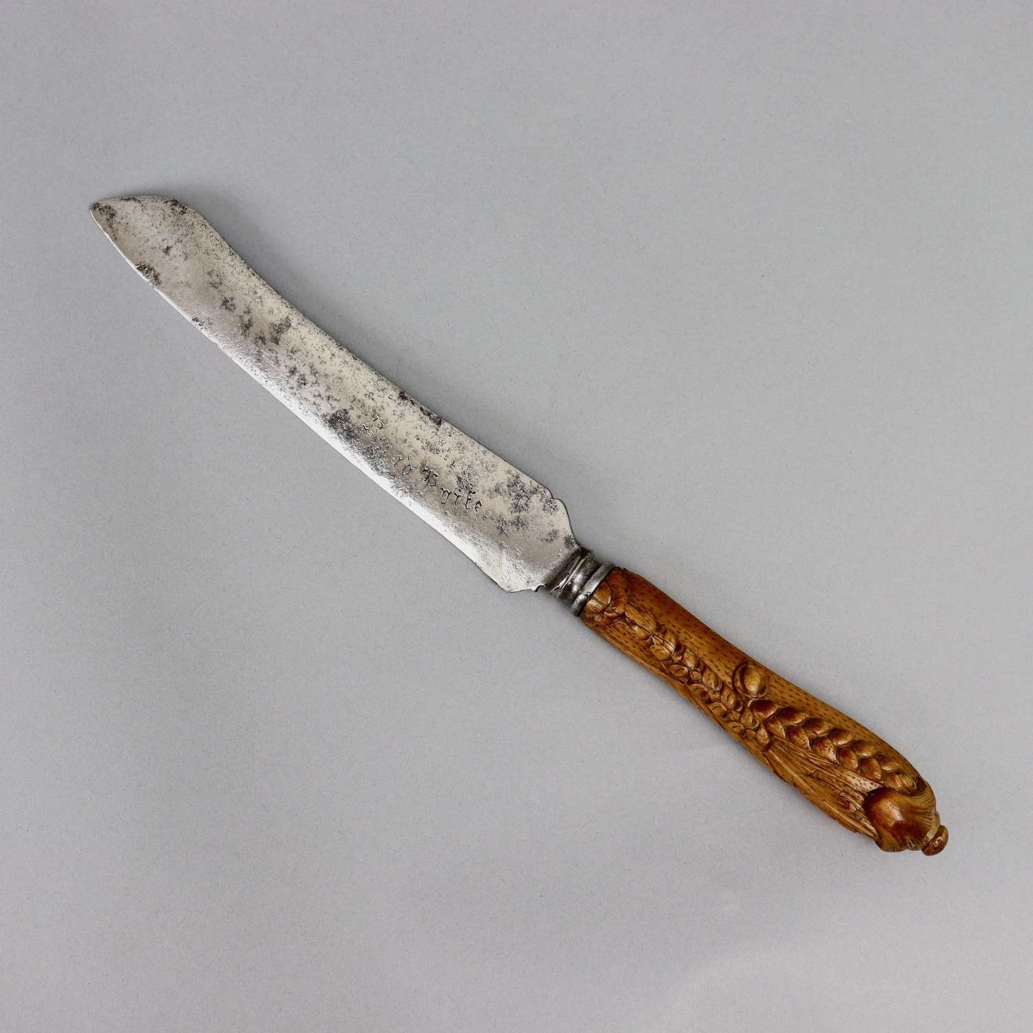 Beautifully Carved Victorian Bread Knife