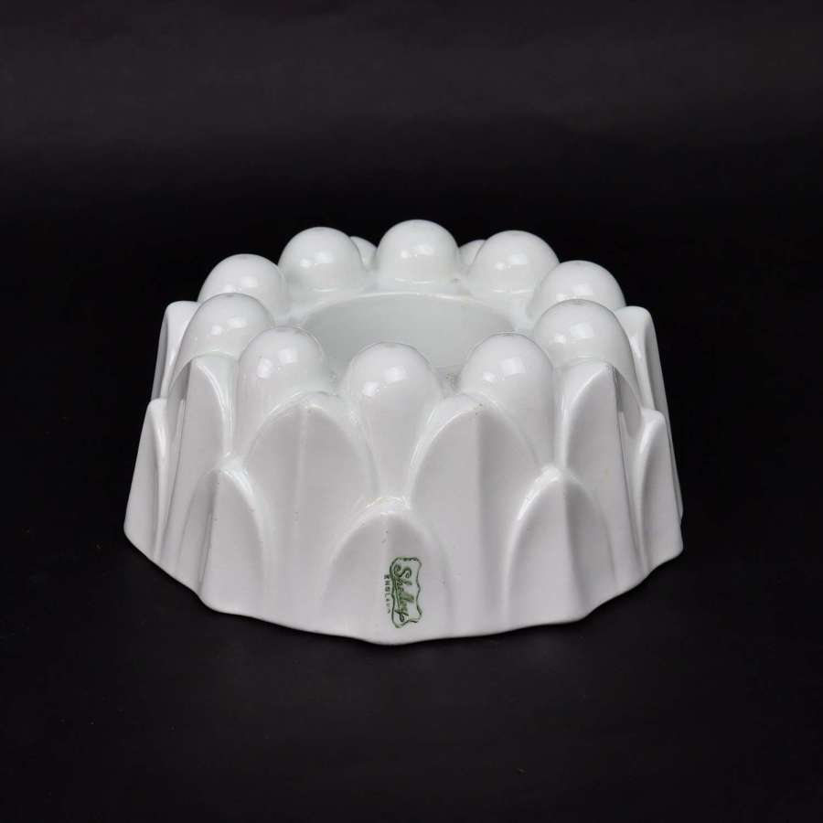 Shelley "Westminster" Pattern Jelly Mould