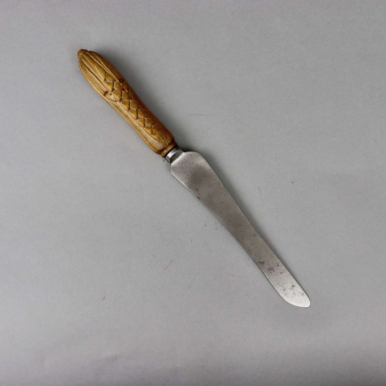 Victorian Breadknife with Carved Wooden Handle