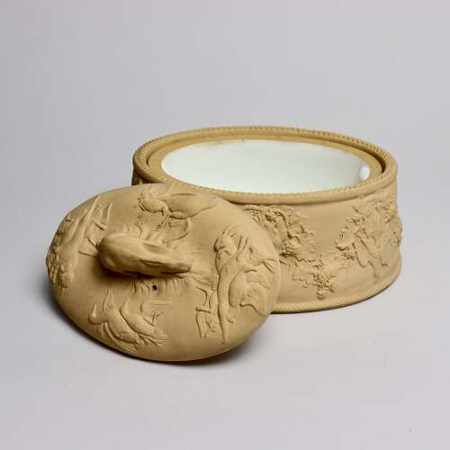 Wedgwood Caneware Game Pie Dish
