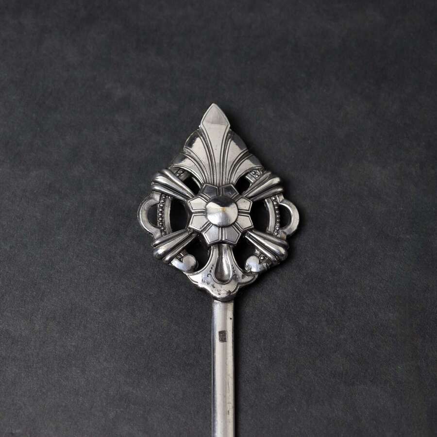 Arts Nouveau Hatelet Skewer